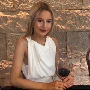 Meet your Posher, Leah